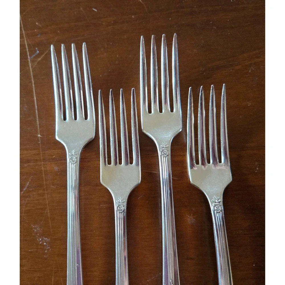 Nobility Plate Royal Rose Silver Plated Dinner Forks Set of 4 Oneida Vintage